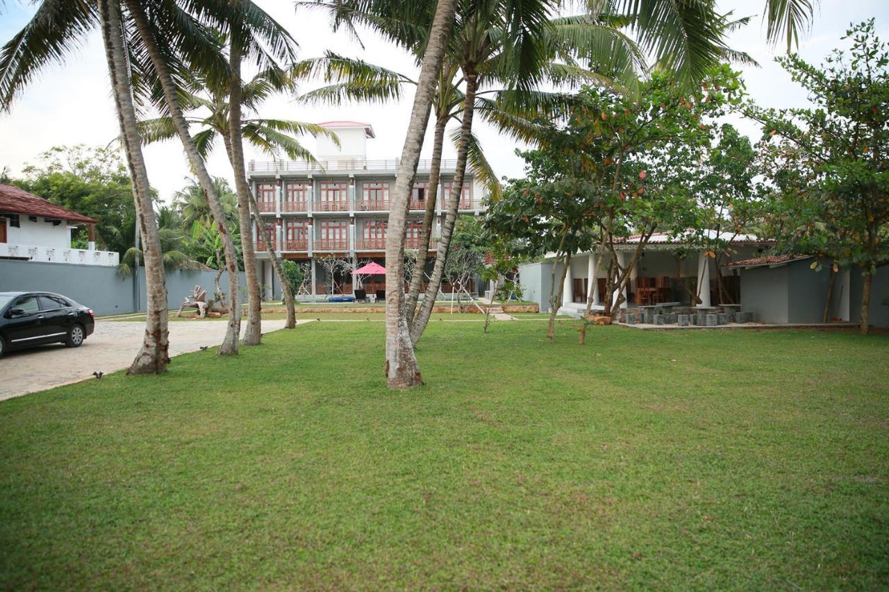 Hotel Samaraana Ahangama Exteriér fotografie